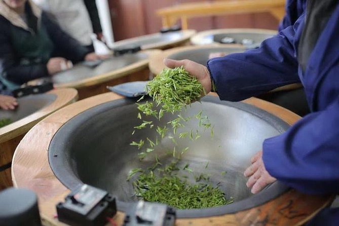 1-day Village Tea Picking, Roasting & Serving Guided Private Tour from Hangzhou - Who should book this tea day?