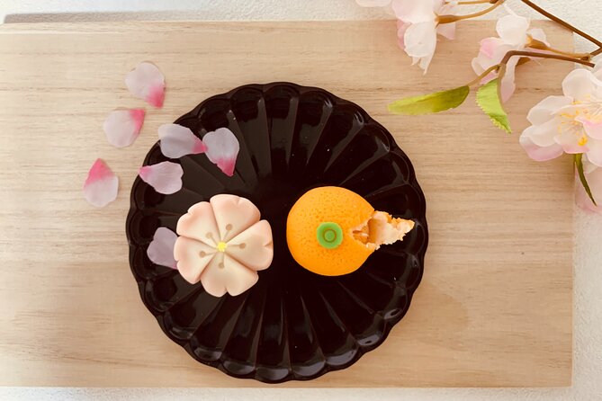 2 Hours Mochi &Nerikiri Making & Matcha Class in Bunkyo - Why this small Bunkyo class feels different