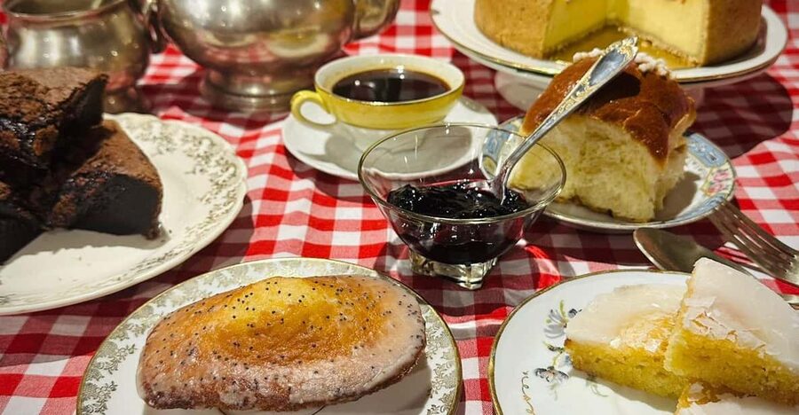 A French "Tea Time" in Paris - Why the market location matters