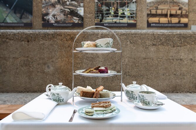 Afternoon Tea and Visit to Cutty Sark Ship in London - Walking through the Cutty Sark