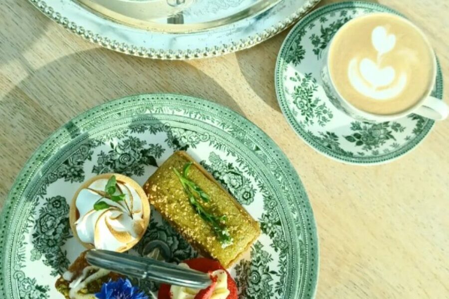 Afternoon Tea at the British Museum - Afternoon tea beneath the British Museum roof