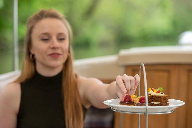 Afternoon Tea Sightseeing River Cruise in Oxford - Tea on the Thames, with The Folly’s food