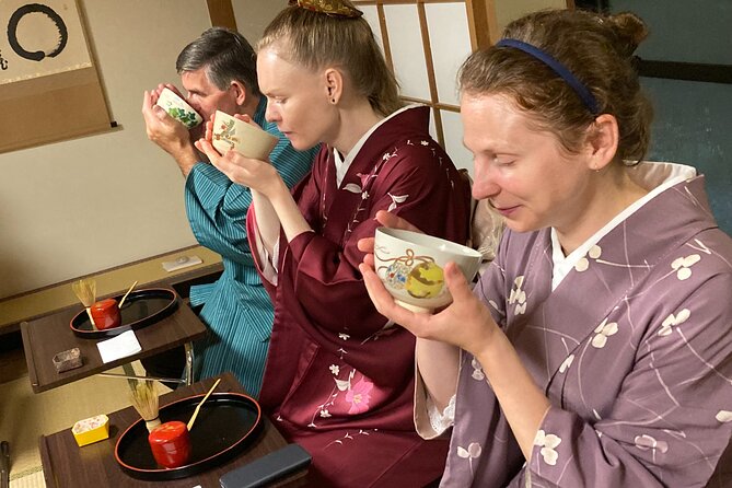 An Amazing set of Cultural experience: Kimono, Tea Ceremony and Calligraphy - Calligraphy turns a short lesson into a keepsake