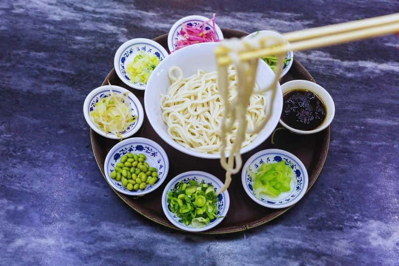 Beijing: Chinese Culture Tea Ceremony Reservation Service - Choosing your tea leaves