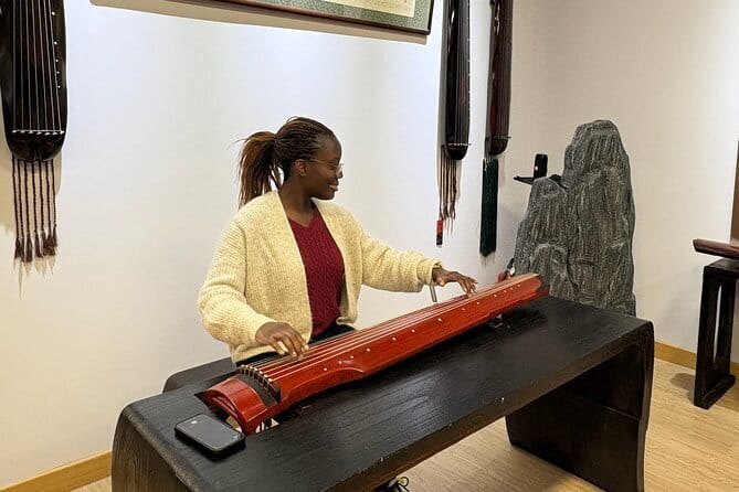 Beijing Culture Event: Tradition Music, Tea Ceremony, Calligraphy - Guqin music with a Beijing specialist