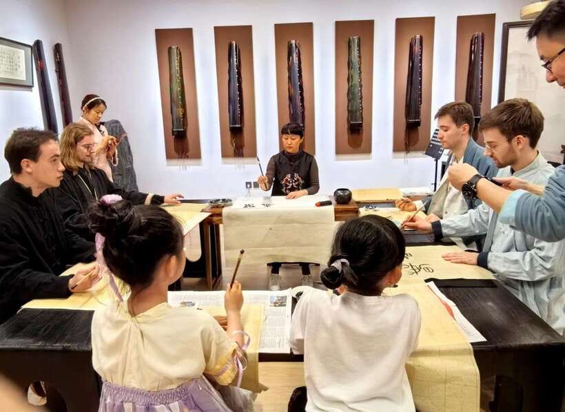 Beijing Hands-On Culture Tour: Tea, Instrument, Calligraphy - Is $15 a good value?