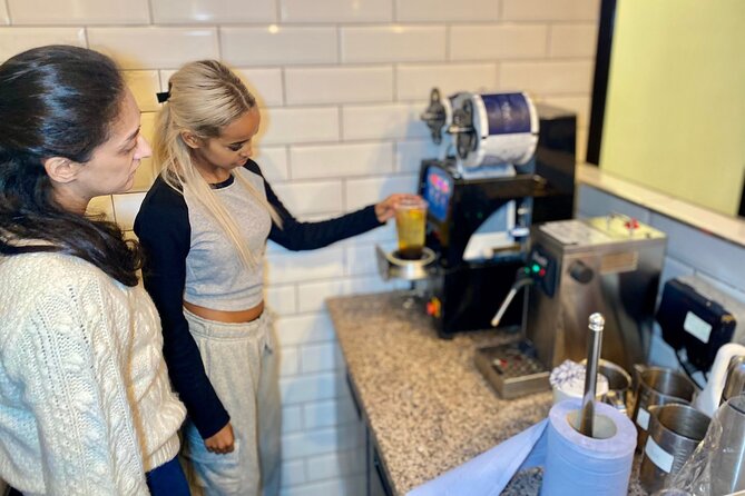 Bubble Tea Making Experience in London - Why the small group changes the experience