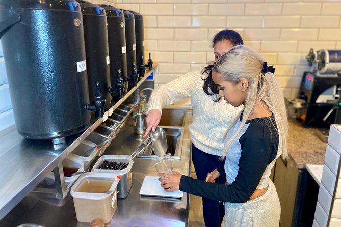 Bubble Tea Making Experience in London - Who will enjoy this Camden class most