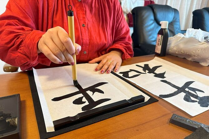 Calligraphy and Matcha in a Warm Kumamoto Home - Turning practice into a hanging scroll