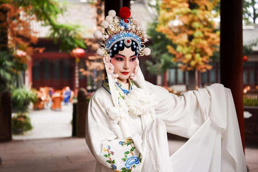Chengdu: Sichuan Opera Show ShufengYayun & Covered Bowl Tea - Why this Chengdu evening works so well