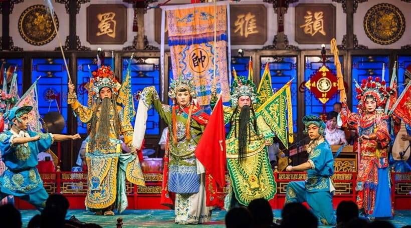 Chengdu: Sichuan Opera Show ShufengYayun & Covered Bowl Tea - The tea ritual before the curtain