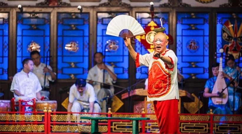 Chengdu: Sichuan Opera Show ShufengYayun & Covered Bowl Tea - Choosing between the red, green, and blue areas
