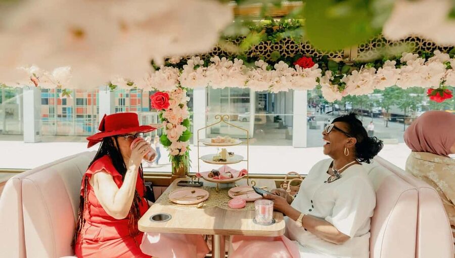 Chicago: Tea Around Town With Curated Teas & Iconic Sights - Should you book Chicago Tea Around Town?