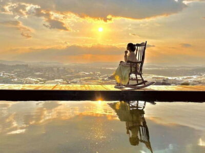 Da Lat: Sunrise Panorama, Green Tea Hill and Strawberry Farm