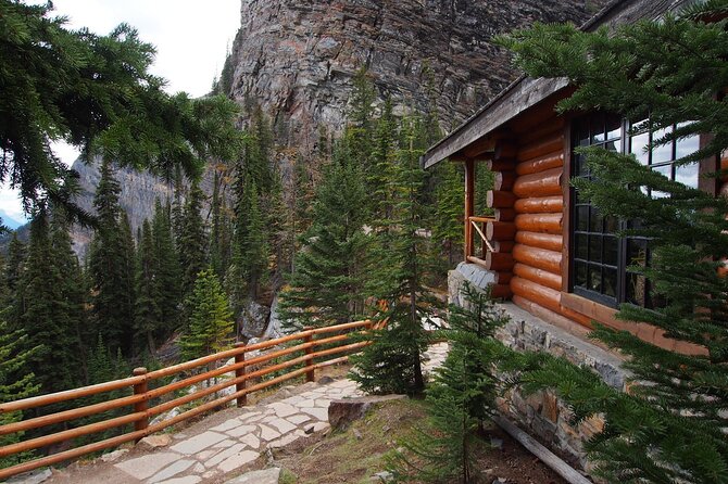 Discover the Lake Agnes Tea House Trail with an Audio Nature Tour - Starting at Fairmont Chateau Lake Louise