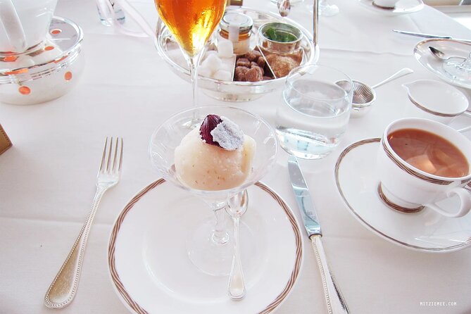 Dubai Afternoon High Tea in the Iconic Burj Al Arab with Transfer - Tea, mocktails, and the nonalcoholic drink selection