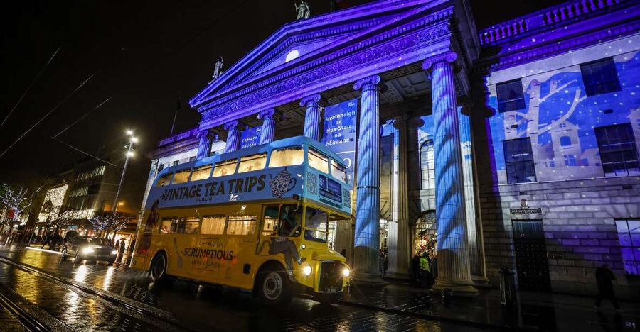 Dublin: Christmas Lights Festive Bus Tour with Afternoon Tea - A Christmas tour built around Dublin’s lights