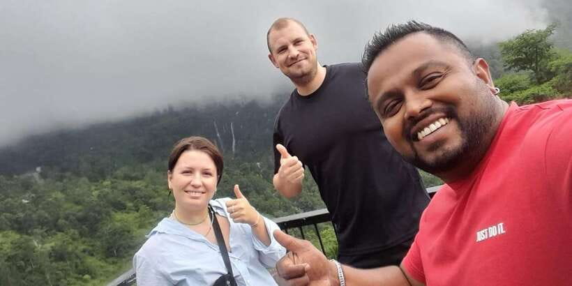 Ella: Tea Factory and Nine Arch Day Tour with Pickup - Ella and Ravana Waterfall