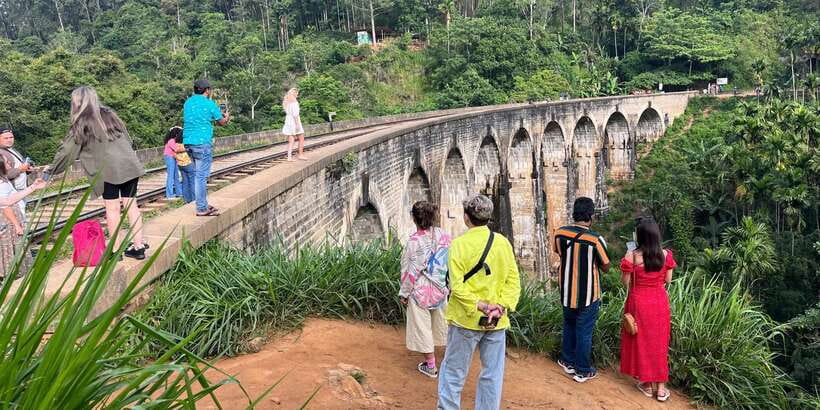 Ella: Tea Factory, Train, and Nine Arch Day Tour with Pickup - Key points to know before booking
