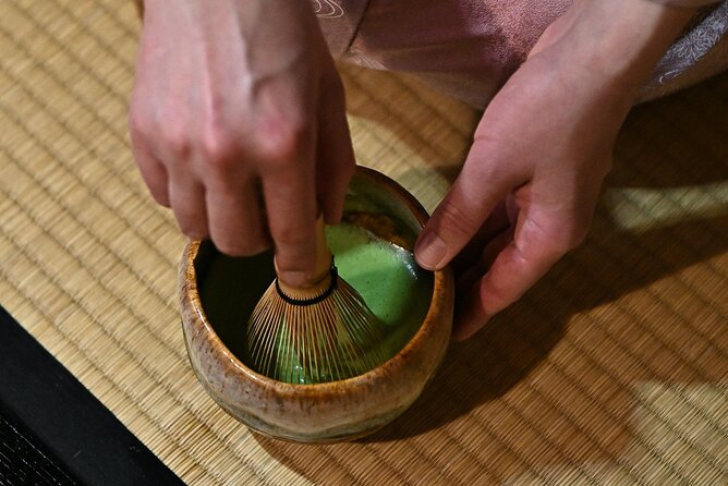 Experience a tea ceremony in an authentic tearoom, in Kyoto! - Kaori’s introduction to tea ceremony