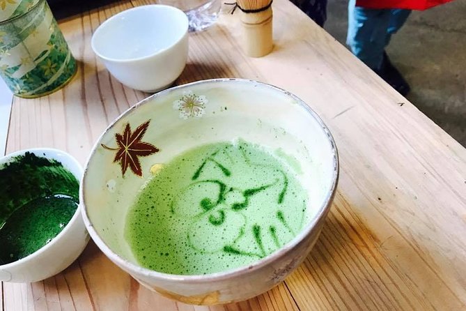 Experience Seasonal Green Tea Picking in Sayama and Nostalgic Walk in Kawagoe! - Picking tea at Miyanoen plantation