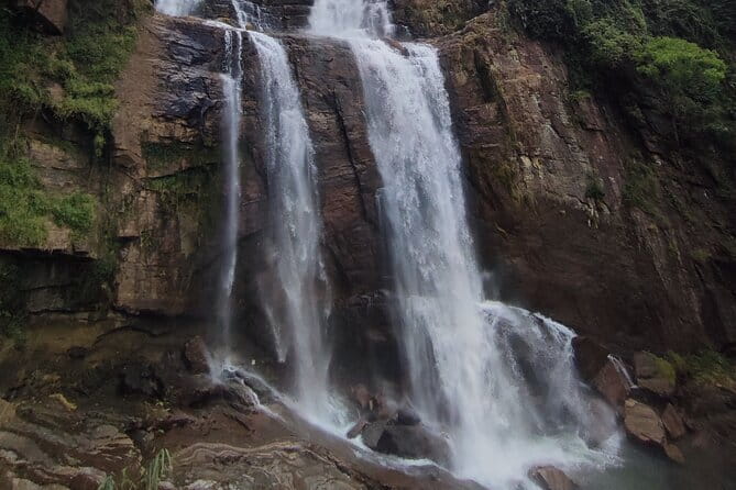 Explore Nuwara Eliya - Waterfall & Tea Factory Tour - Lovers Leap Falls and the local legend