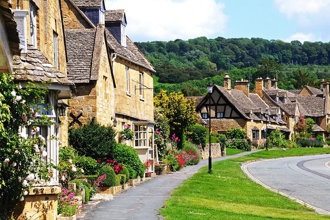 Extended Cotswolds Visit and Blenheim Palace with Cream Tea - Bampton, the village behind Downton Abbey