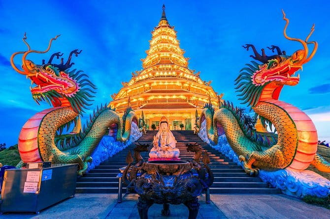From Chiang Rai: 3 Temples, Golden Triangle Tour, Tea Plantation - Longneck Karen village