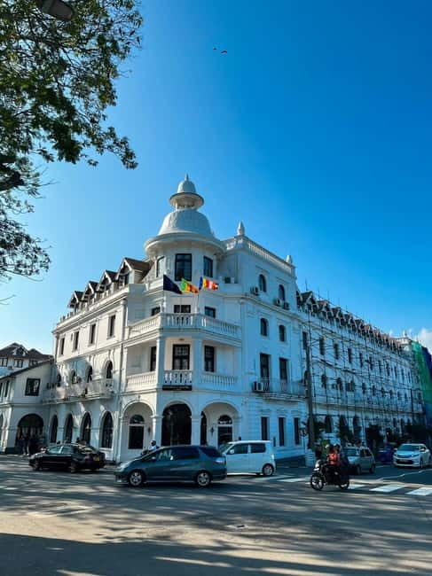 From Colombo: Kandy, Pinnawala and Tea Factory Full-Day Trip - Transport, guides, and the real pace of the day