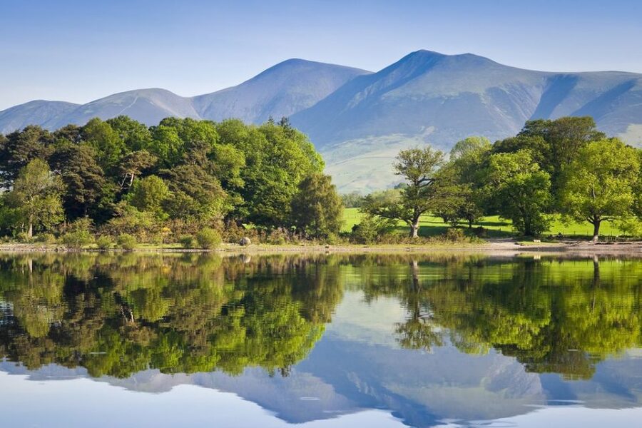 From London: Lake District Tour with Cream Tea & Cruise - A one-hour cruise on Lake Windermere