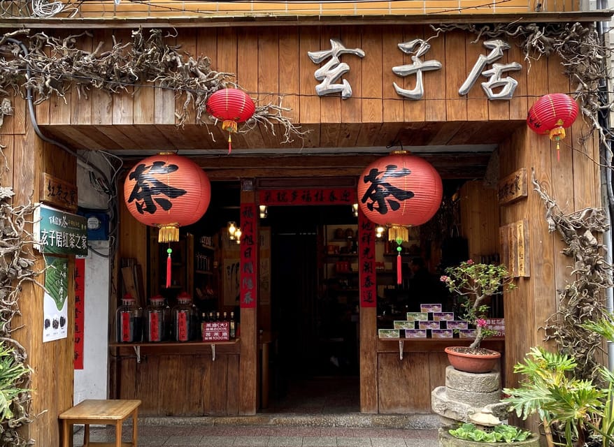 From Taipei: Thousand Island Lake and Pinglin Tea Plantation - The tea lesson that makes the trip worthwhile