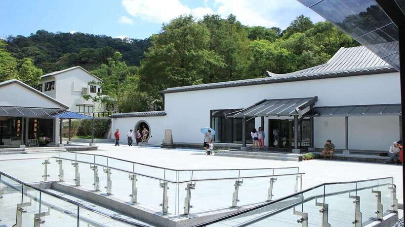 From Taipei: Thousand-Island Lake & Tea Museum Private Tour - Should you book the Thousand Island Lake tea tour?