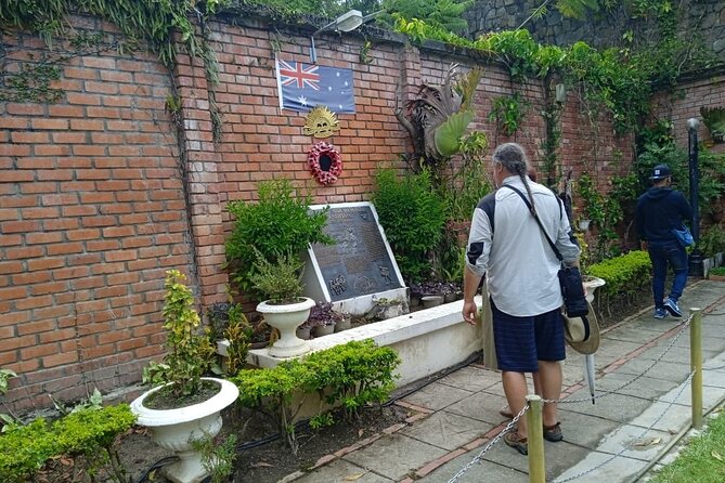 Full Day Sabah Tea Plantation & WWII Memorial - What the private vehicle adds