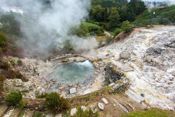 Furnas Volcano, Lake, Geysers, Tea Plantation and Terra Nostra - Key points to know before booking