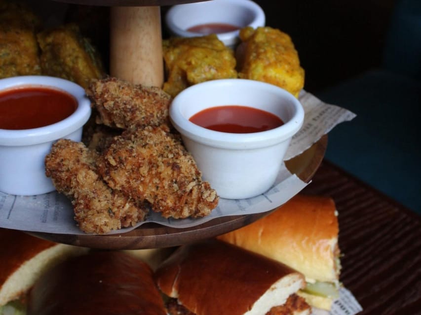 Glasgow: Kentuck-Tea, A twist on afternoon tea - Starting with halloumi, chicken, and cauliflower bites