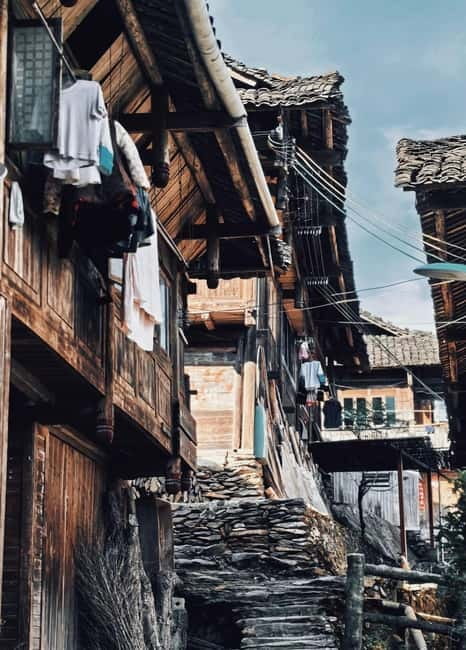 Guilin Longji: Rice Terrace with Oil-Tea Demo & Zhuang Lunch - Walking Through Guzhuang Village