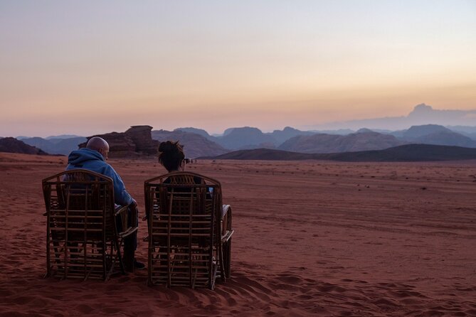 Half day Jeep Tour in Wadi Rum incl. water and Bedouin tea - Um Sabatah at Sunset
