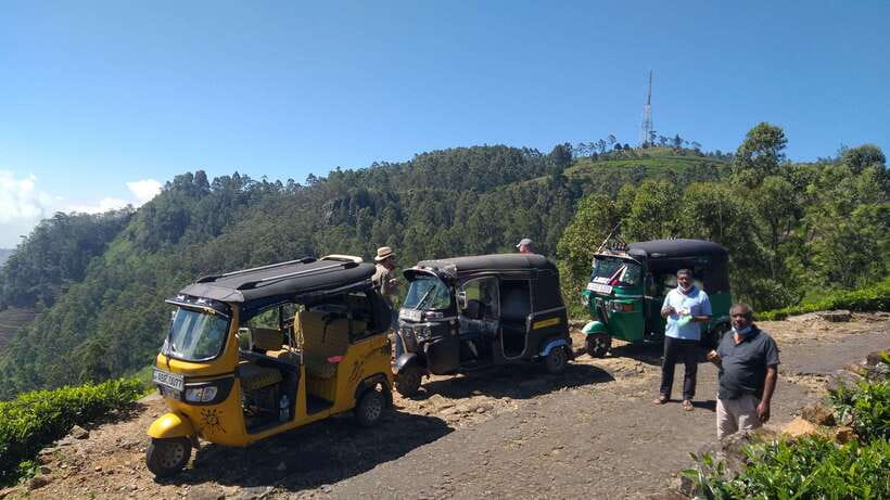 Haputale:Glorious Tuk Tuk Ride to Lipton'sSeat & Tea Factory - A picnic among the tea bushes