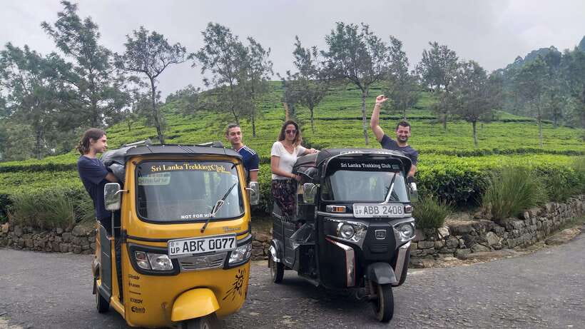 Haputale:Glorious Tuk Tuk Ride to Lipton'sSeat & Tea Factory - The ride from Haputale or Bandarawela into tea country