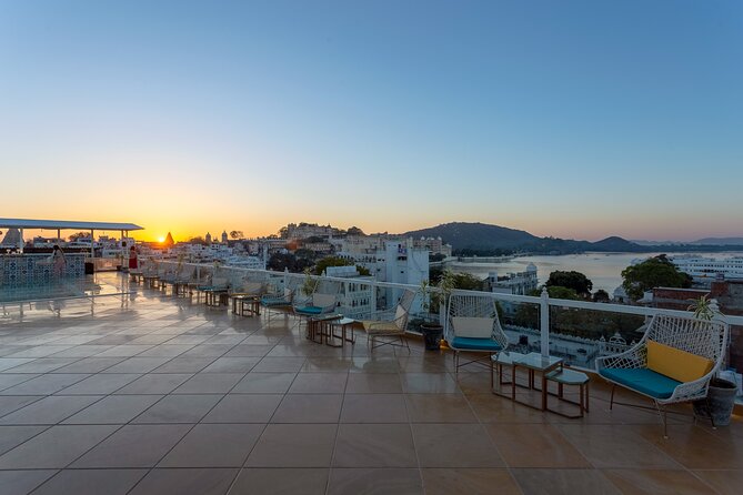 Heritage Tour : Private Boat, Havelis, City Walk & High Tea - Timing, weather, and practical details