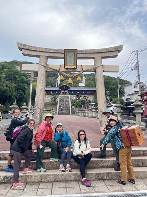 Hiroshima: Morning Hiking Tour with Open-air Tea Ceremony - Guides, Group Size, and the Human Side