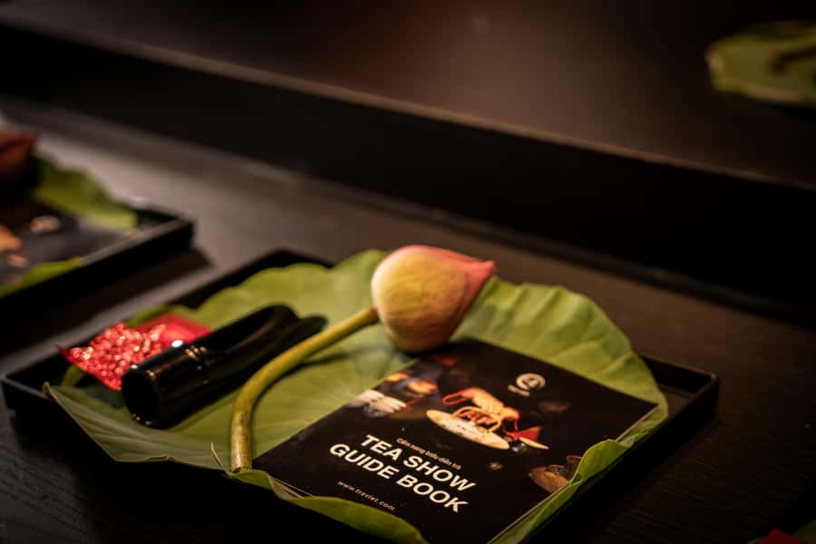Ho Chi Minh City: Vietnamese Lotus Tea Culture Experience - Finding the tea showroom near Bitexco Tower