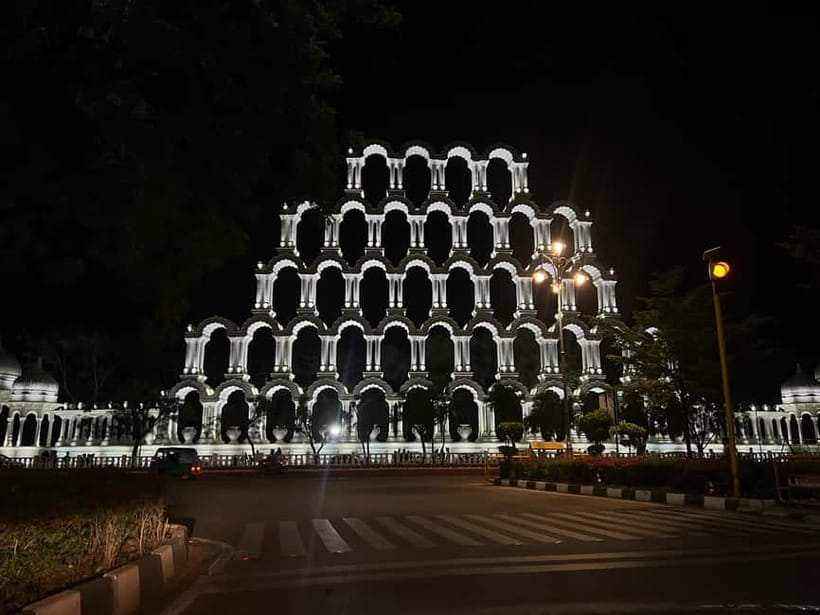 Jaipur: City Night Tour with Patrika Gate & Masala Chowk Tea - Toran Gate, the final architectural stop