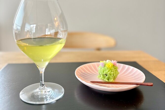 Japanese Tea Making Class in Sapporo - Hot water brings out bitterness and astringency