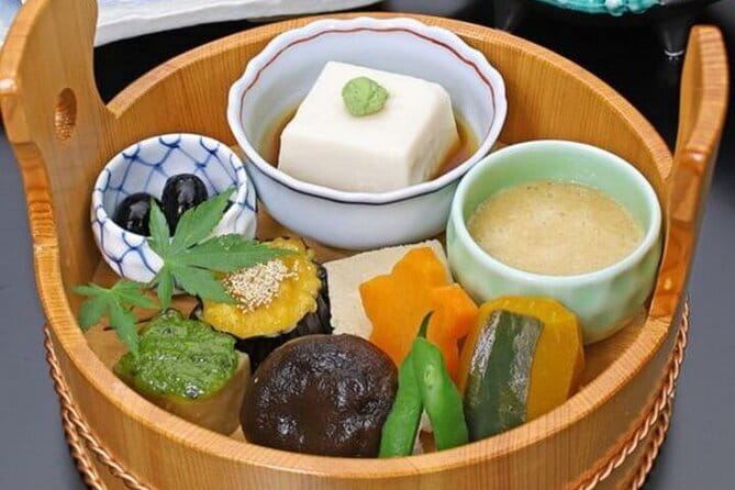 Kamkura: Private Zazen, Matcha at Bamboo Temple & Mindful Cuisine - Hokaiji Temple: learning how to sit still