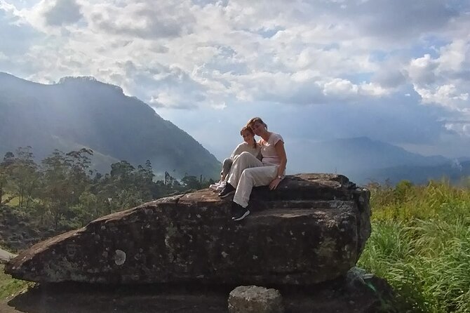 Kandy to Nuwara Eliya Private Day Tour: Tea Factory& Gregory Lake - Tuk-tuk or van: choose comfort for a long day