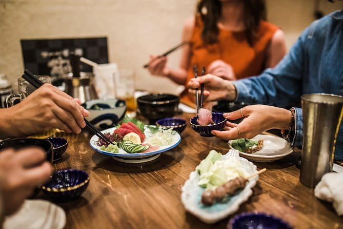 Kenrokuen Tea Ceremony Experience in Kanazawa - Kenrokuen makes the setting part of the experience