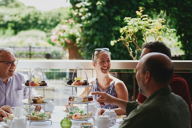Kensington Palace VIP Garden Tour with Royal High Tea - Italian Gardens and the approach to Kensington Palace