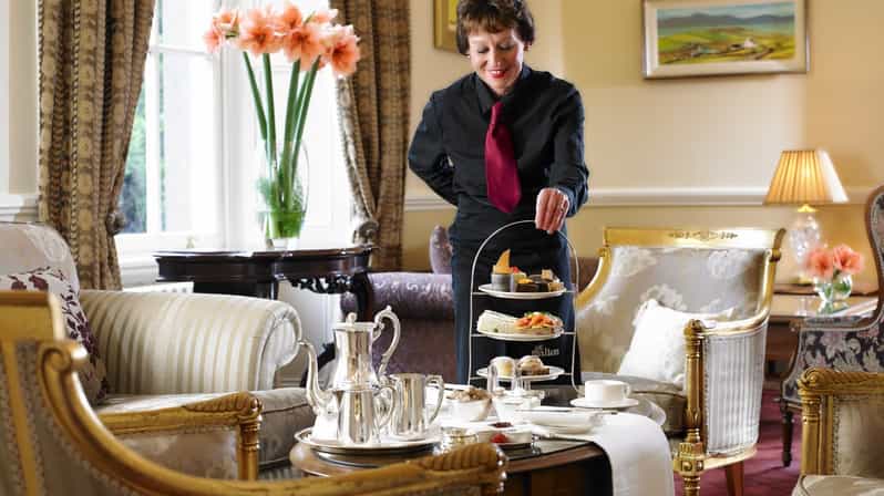 Killarney: Jaunting Car Tour with Afternoon Tea - The MacGillycuddy Reeks and Lough Lein views