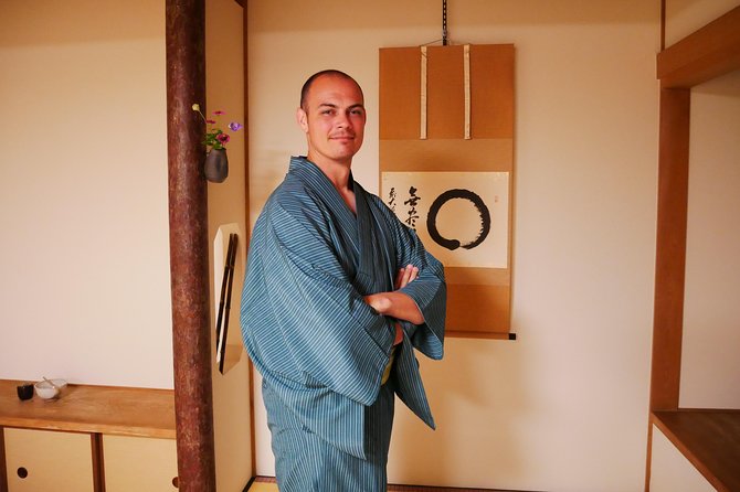 Kimono and Tea Ceremony in Miyajima - A calm setting, with tables instead of floor seating